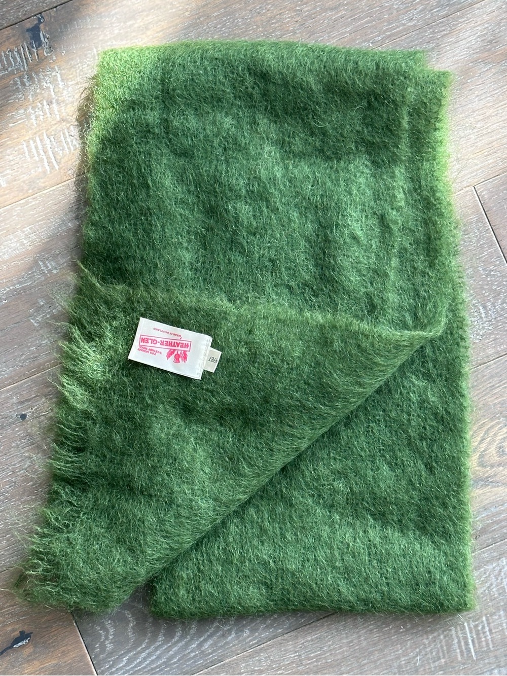 VINTAGE HEATHER-GLEN WOOL MOHAIR BLEND GREEN SCARF MADE IN SCOTLAND